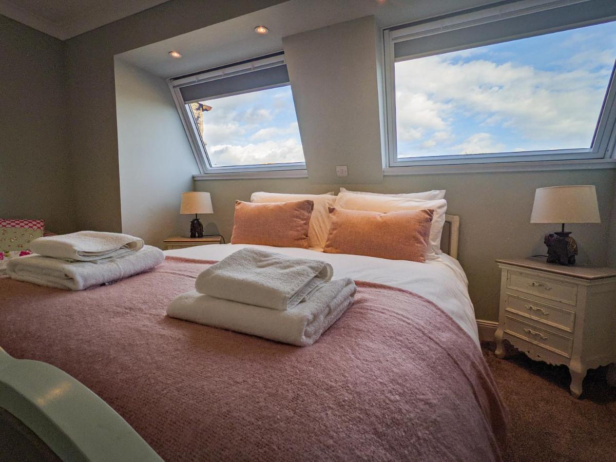 Beautiful Spacious Central Flat, Pitlochry Ngoại thất bức ảnh