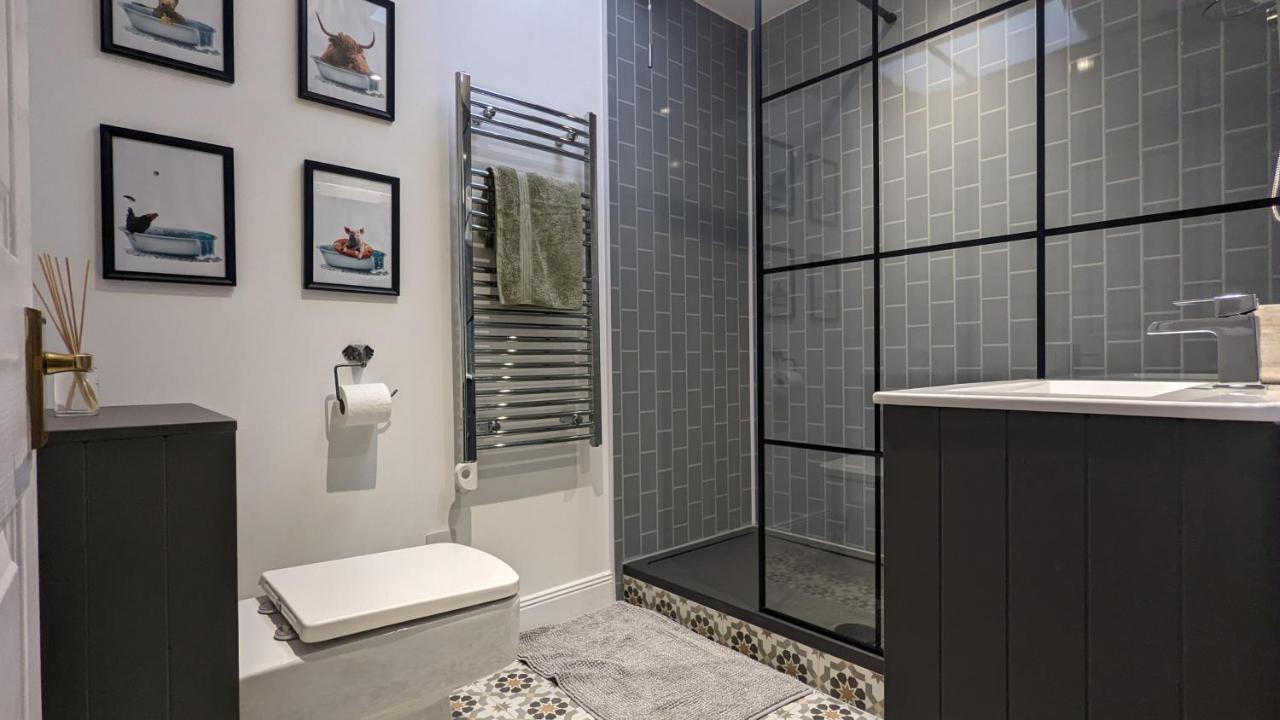 Beautiful Spacious Central Flat, Pitlochry Ngoại thất bức ảnh